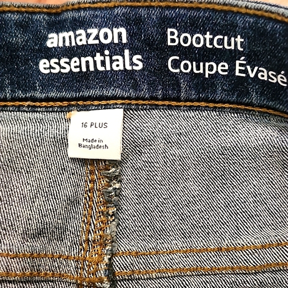 PRE-LOVED AMAZON ESSENTIALS DISTRESSED DENIM BOOTCUT JEANS-16+ - Picture 3 of 8
